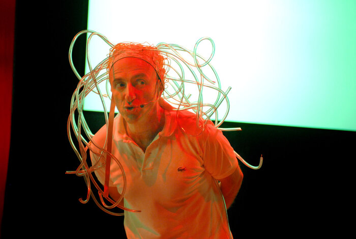 FERMEZ VOS YEUX MR PASTOR - CIE KASTORAGILE - 2004