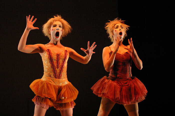 OYSTER - INBAL PINTO AND AVSHALOM POLLAK DANCE COMPANY - 1999